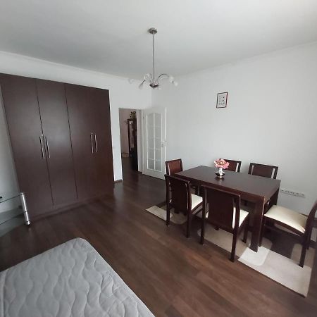 Polonia Apartman Egerszalók Exterior foto