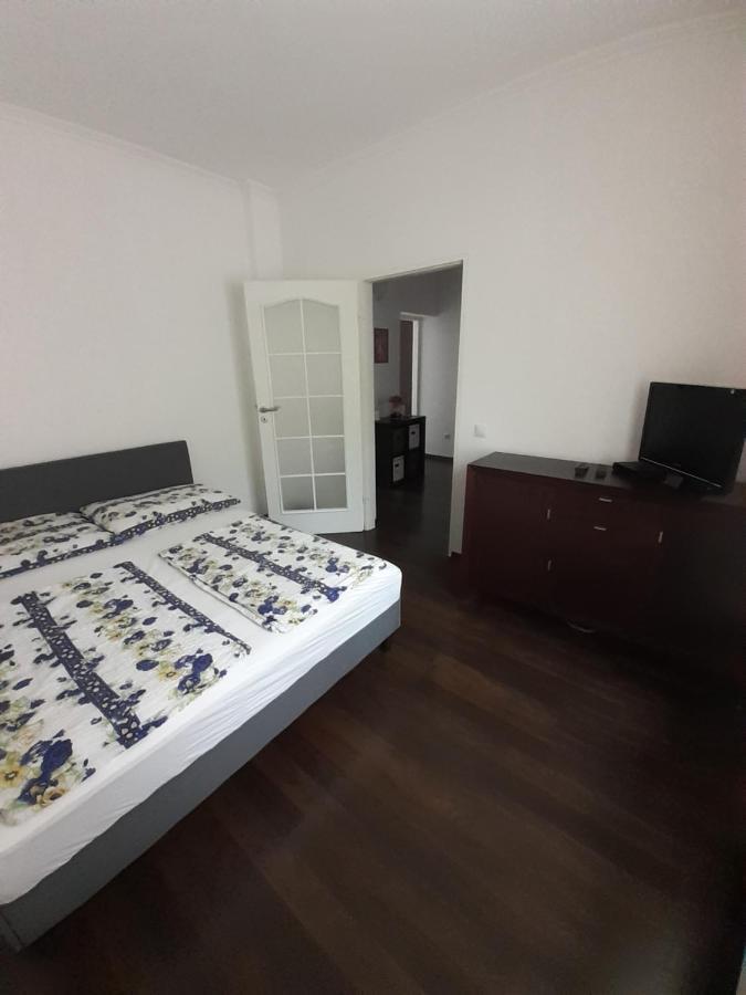 Polonia Apartman Egerszalók Exterior foto