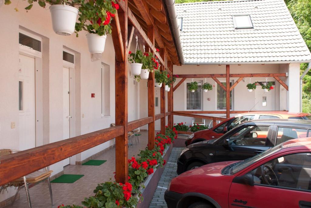 Polonia Apartman Egerszalók Exterior foto