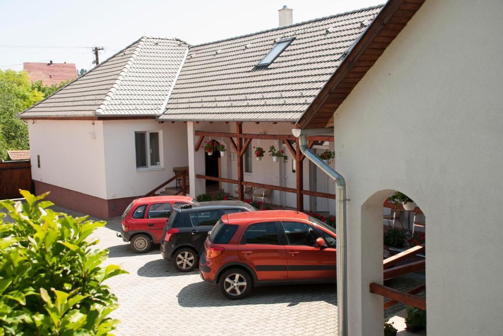 Polonia Apartman Egerszalók Exterior foto