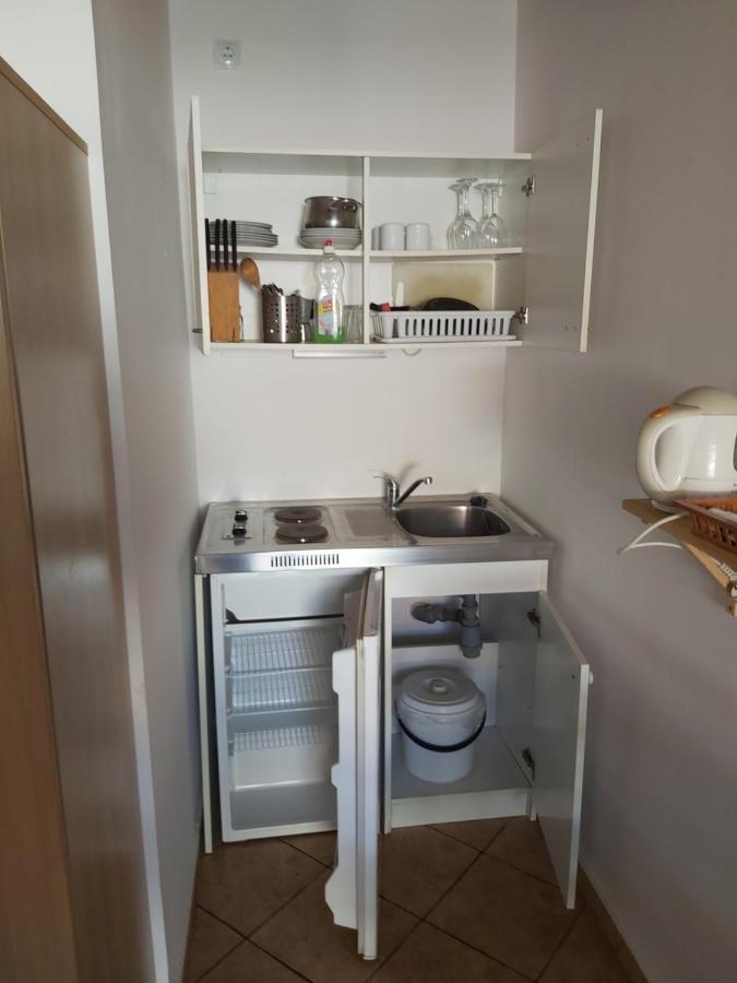 Polonia Apartman Egerszalók Exterior foto